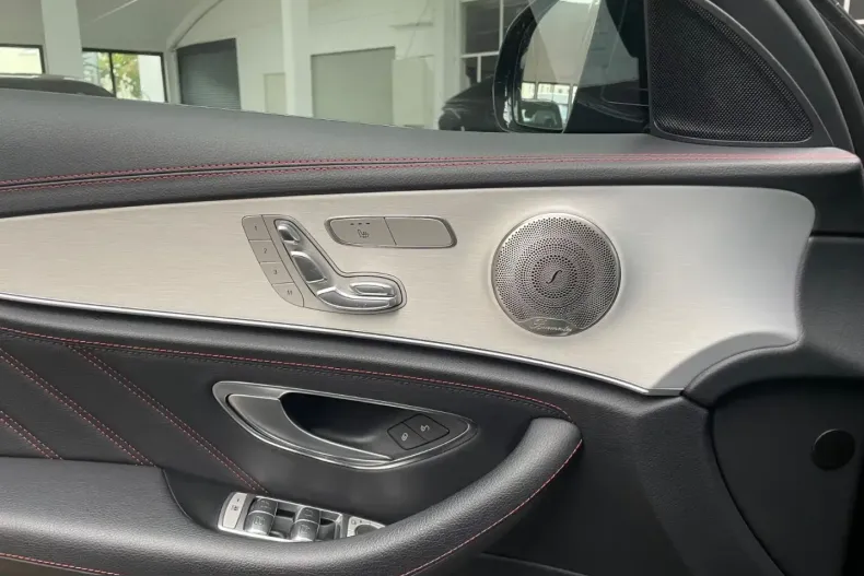 Mercedes-Benz E 53 AMG (Clasa E) din 2022 cu 63.677 km - oferta MER252459 - foto 17