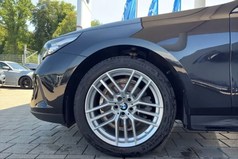 BMW 520 (Seria 5) din 2025 cu 29.881 km - oferta BMW252461 - foto 6