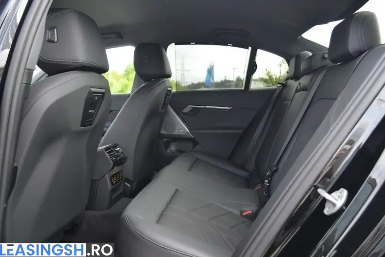 BMW 520 (Seria 5) din 2025 cu 15.677 km - oferta BMW252465 - foto 8
