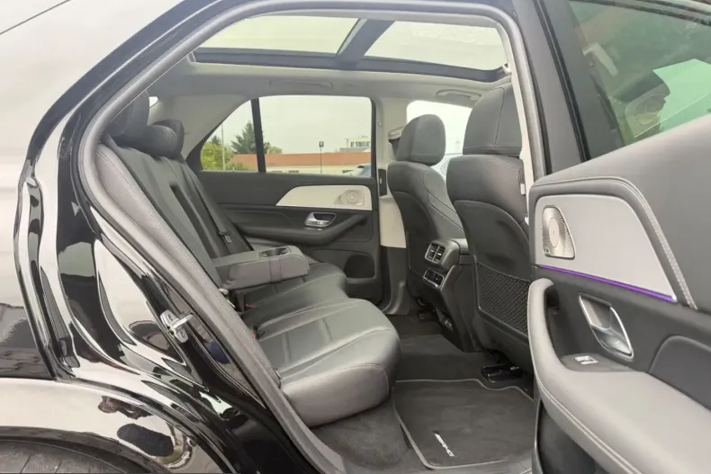 Mercedes-Benz GLE 400 (Clasa GLE) din 2025 cu 24.870 km - oferta MER252466 - foto 34