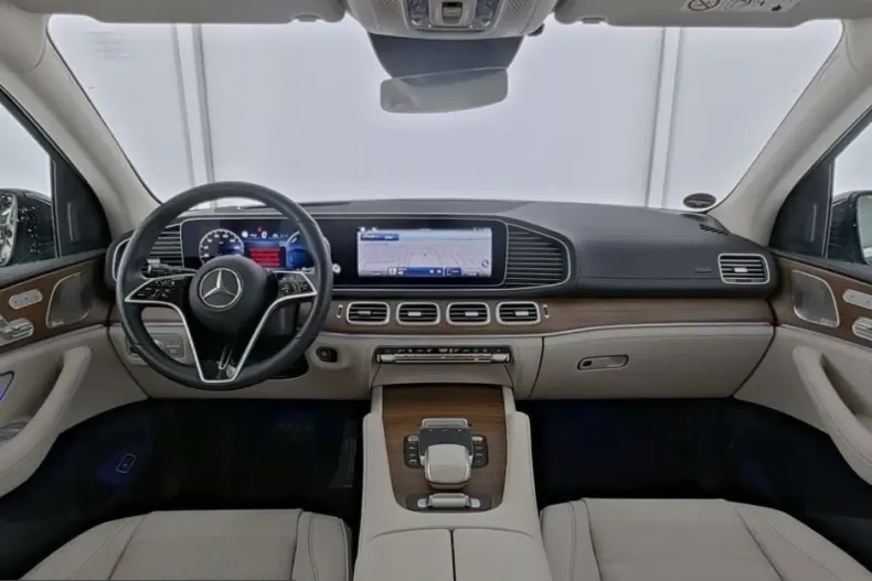Mercedes-Benz GLE 350 (Clasa GLE) din 2025 cu 13.722 km - oferta MER252468 - foto 5