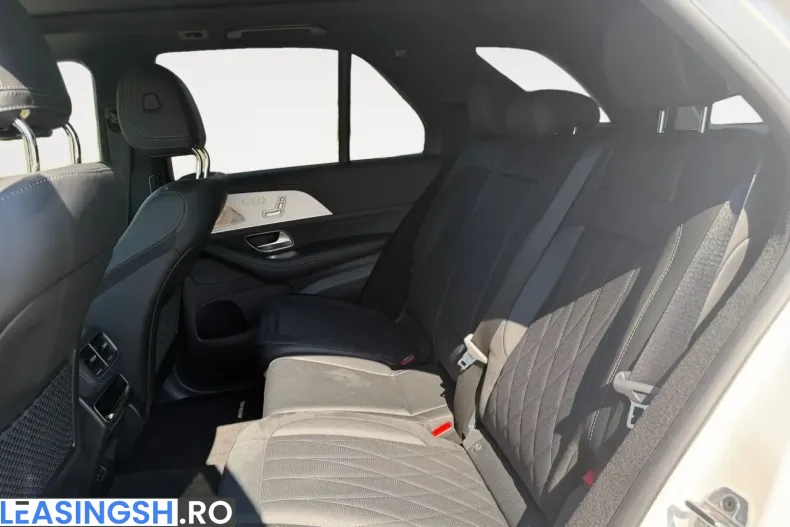 Mercedes-Benz GLE 63 AMG (Clasa GLE) din 2024 cu 49.800 km - oferta MER252476 - foto 18