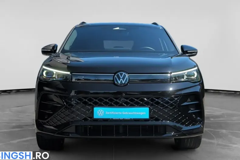 Volkswagen Touareg din 2024 cu 31.600 km - oferta VOL252482 - foto 2
