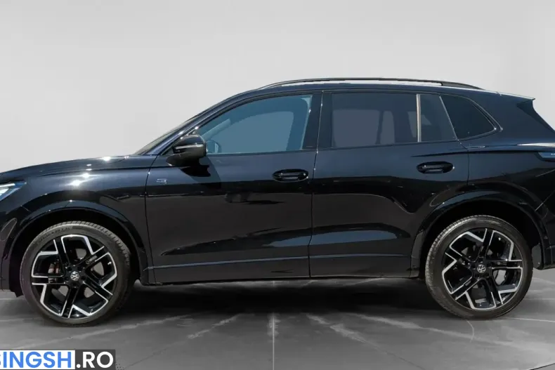 Volkswagen Touareg din 2024 cu 31.600 km - oferta VOL252482 - foto 8