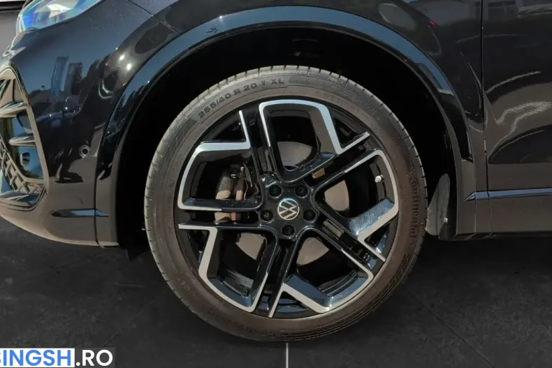 Volkswagen Touareg din 2024 cu 31.600 km - oferta VOL252482 - foto 9