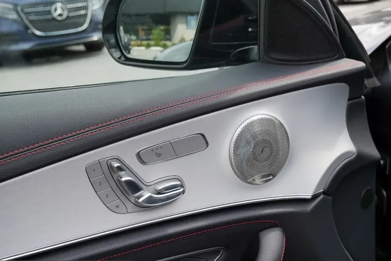 Mercedes-Benz E 53 AMG (Clasa E) din 2022 cu 89.467 km - oferta MER252486 - foto 13