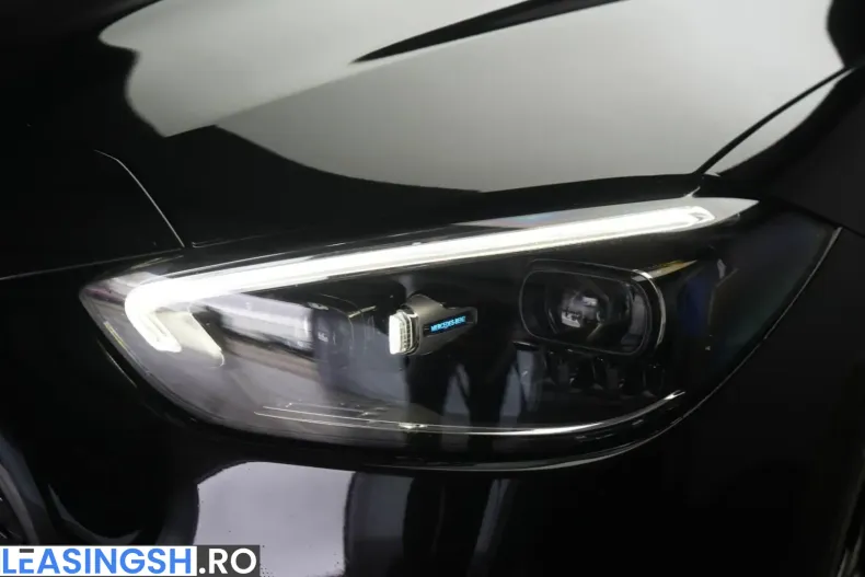 Mercedes-Benz C 300 (Clasa C) din 2022 cu 107.000 km - oferta MER252497 - foto 32