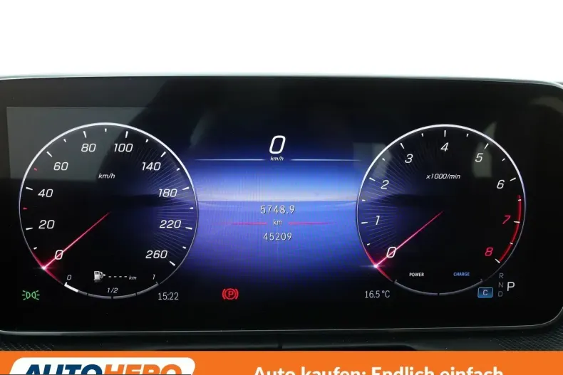 Mercedes-Benz C 300 (Clasa C) din 2023 cu 45.208 km - oferta MER252501 - foto 17
