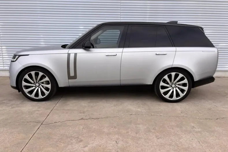 Land Rover Range Rover HSE din 2022 cu 139.940 km - oferta LAN252502 - foto 2