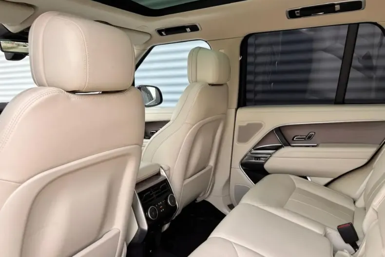 Land Rover Range Rover HSE din 2022 cu 139.940 km - oferta LAN252502 - foto 10