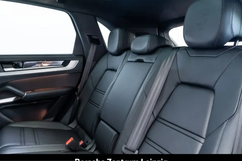 Porsche Cayenne din 2025 cu 33.912 km - oferta POR252509 - foto 19