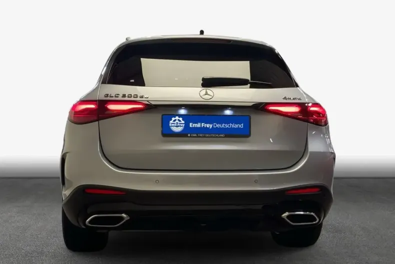Mercedes-Benz GLC 300 (Clasa GLC) din 2025 cu 29.000 km - oferta MER252513 - foto 5