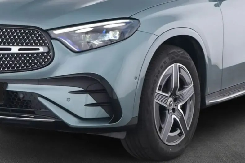 Mercedes-Benz GLC 300 (Clasa GLC) din 2025 cu 9.921 km - oferta MER252518 - foto 3