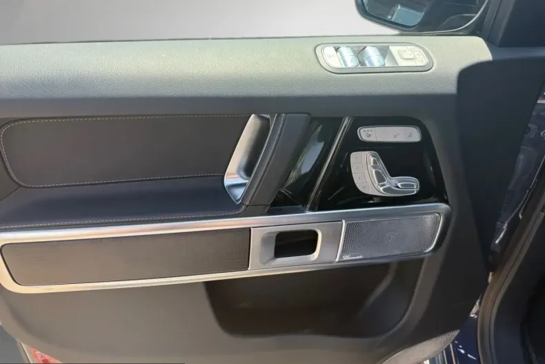 Mercedes-Benz G 450 (Clasa G) din 2025 cu 13.002 km - oferta MER252525 - foto 13