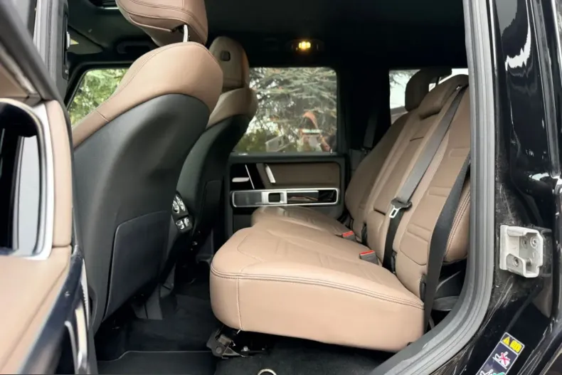 Mercedes-Benz G 450 (Clasa G) din 2024 cu 26.500 km - oferta MER252526 - foto 17