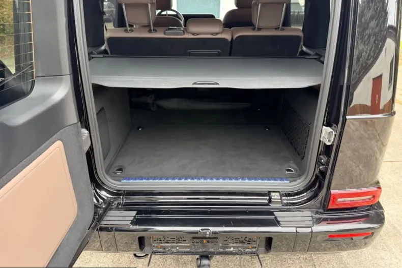 Mercedes-Benz G 450 (Clasa G) din 2024 cu 26.500 km - oferta MER252526 - foto 31