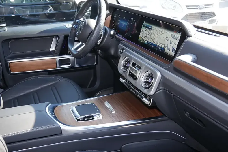 Mercedes-Benz G 500 (Clasa G) din 2024 cu 6.450 km - oferta MER252527 - foto 5