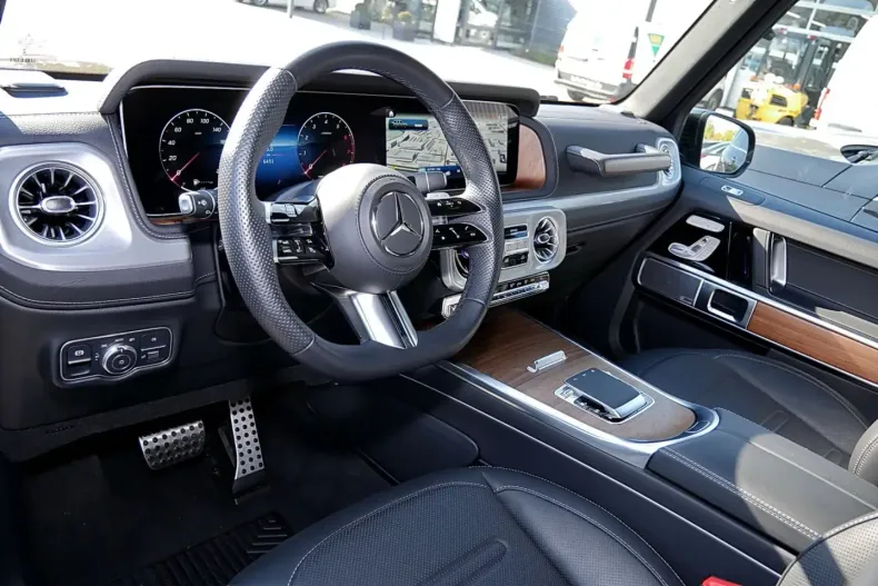 Mercedes-Benz G 500 (Clasa G) din 2024 cu 6.450 km - oferta MER252527 - foto 11
