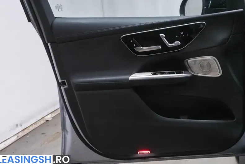 Mercedes-Benz GLC 300 (Clasa GLC) din 2025 cu 21.701 km - oferta MER252538 - foto 9