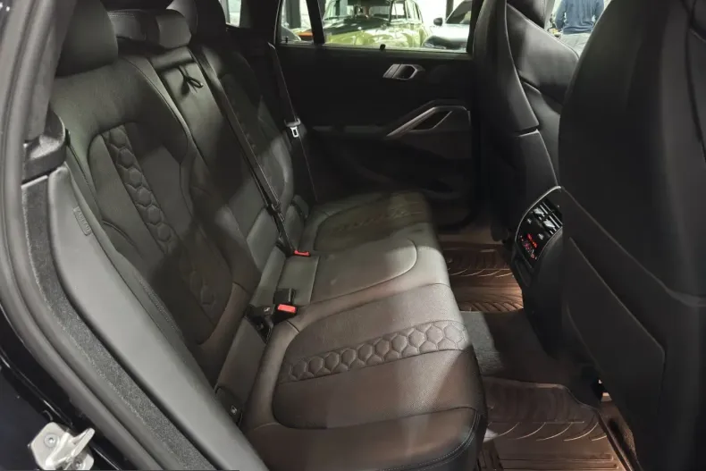 BMW X6 (Seria X) din 2022 cu 61.980 km - oferta BMW252553 - foto 26