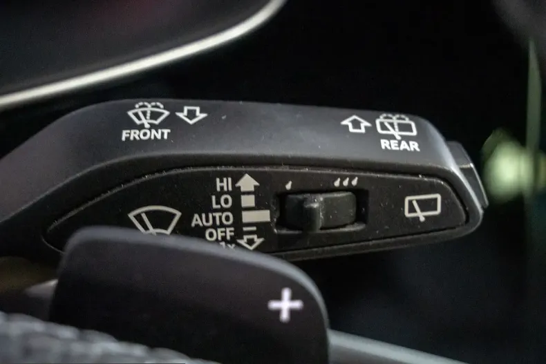 Audi SQ8 din 2023 cu 36.943 km - oferta AUD252562 - foto 15