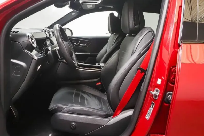 Mercedes-Benz GLC 200 (Clasa GLC) din 2025 cu 13.790 km - oferta MER252563 - foto 5