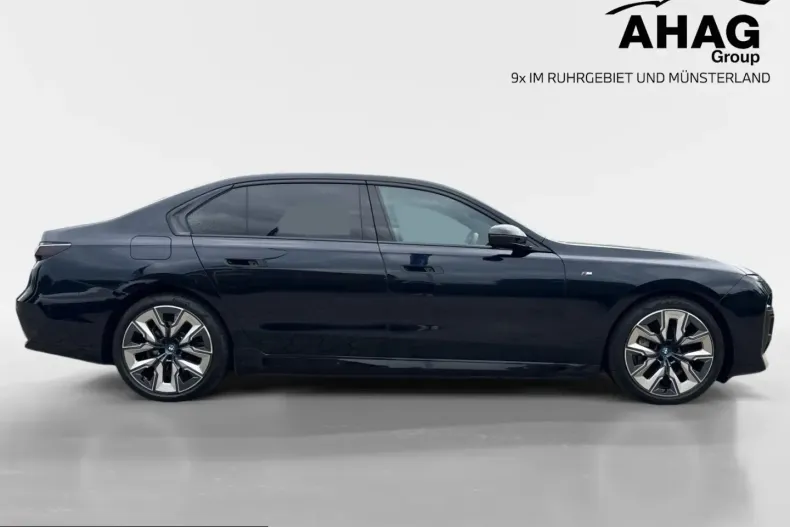 BMW i7 (Seria 7) din 2023 cu 64.800 km - oferta BMW252567 - foto 3