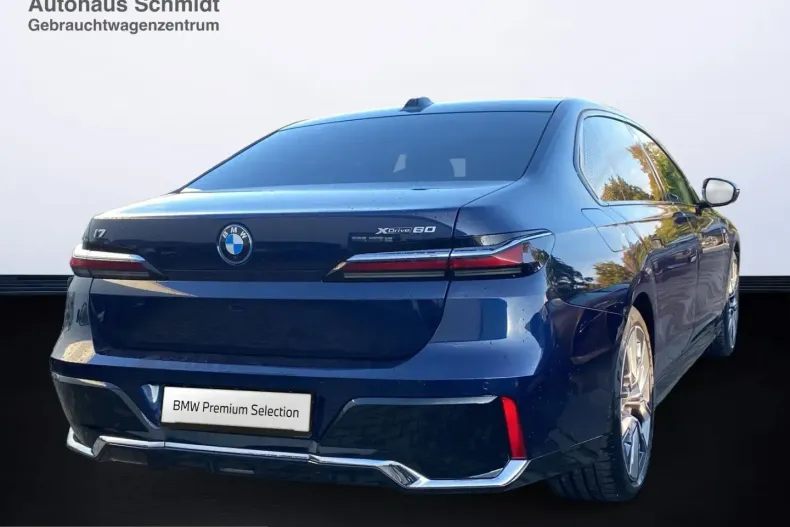BMW i7 (Seria 7) din 2023 cu 33.274 km - oferta BMW252568 - foto 5