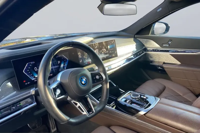 BMW i7 (Seria 7) din 2023 cu 33.274 km - oferta BMW252568 - foto 7