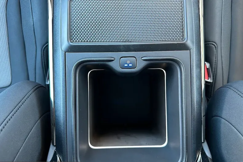 Land Rover Range Rover Sport din 2025 cu 9.000 km - oferta LAN252575 - foto 31