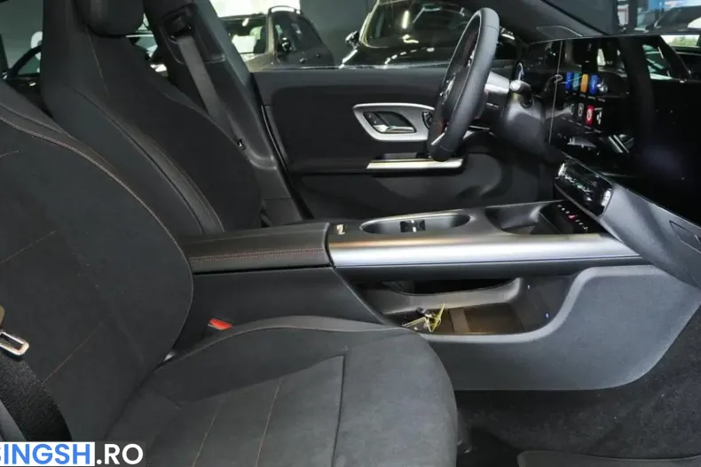 Mercedes-Benz CLA 200 (Clasa CLA) din 2026 cu 3.000 km - oferta MER252583 - foto 6