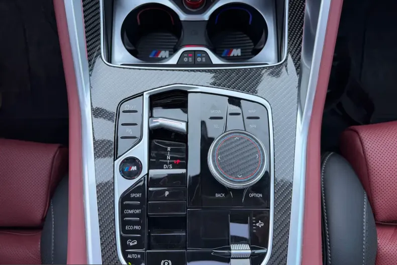 BMW X6 (Seria X) din 2026 cu 6.900 km - oferta BMW252585 - foto 18