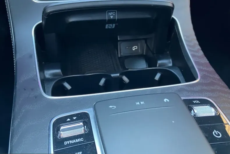 Mercedes-Benz CLS 300 (Clasa CLS) din 2023 cu 61.300 km - oferta MER252590 - foto 30
