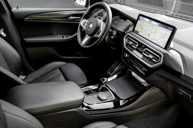 BMW X4 (Seria X) din 2023 cu 84.129 km - oferta BMW252594 - foto 3