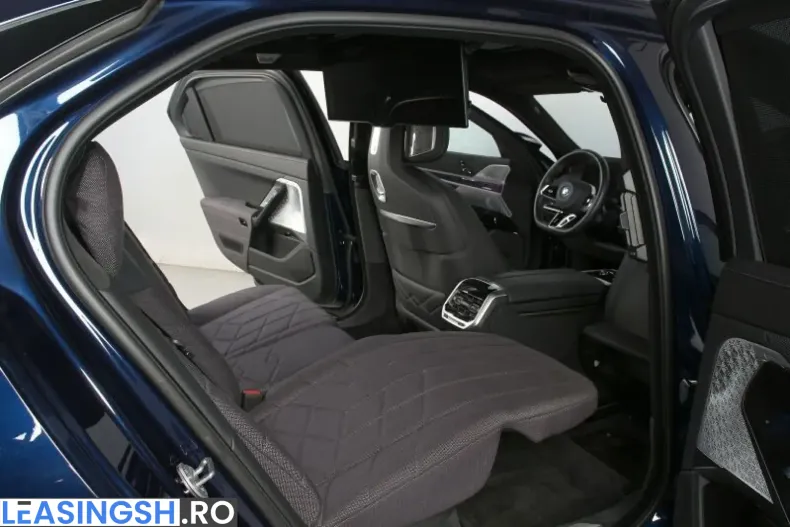 BMW i7 (Seria 7) din 2023 cu 42.700 km - oferta BMW252610 - foto 6