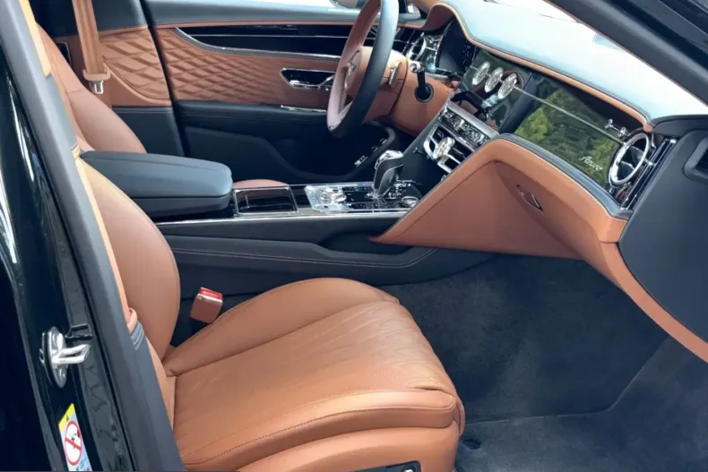 Bentley Flying Spur din 2026 cu 9.900 km - oferta BEN252643 - foto 10