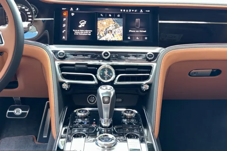 Bentley Flying Spur din 2026 cu 9.900 km - oferta BEN252643 - foto 17