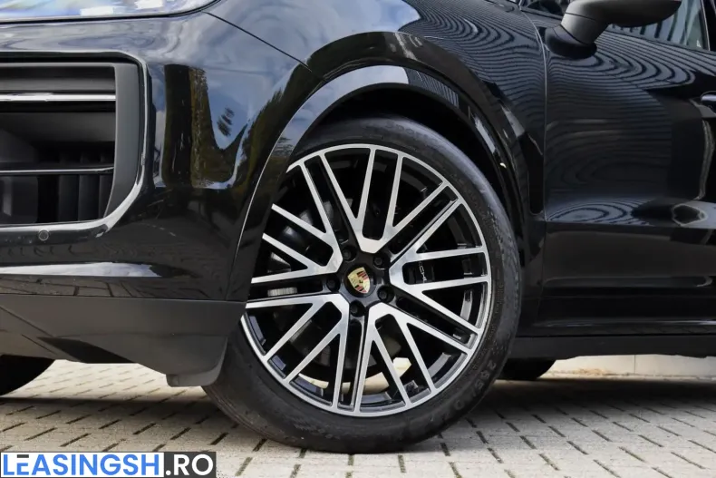 Porsche Cayenne din 2024 cu 91.981 km - oferta POR252649 - foto 9