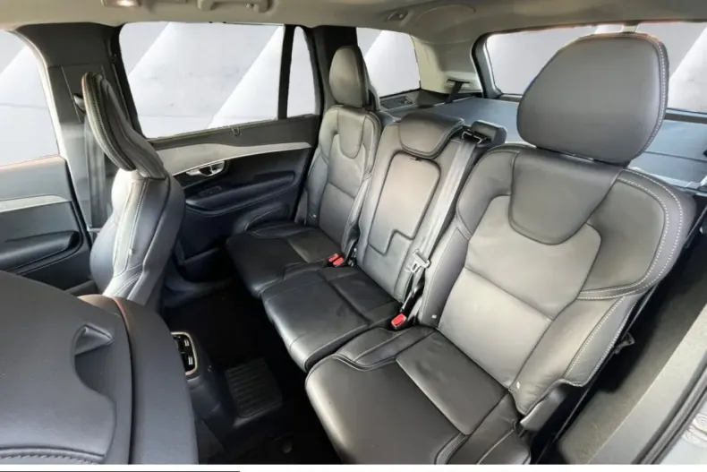 Volvo XC90 din 2024 cu 30.800 km - oferta VOL252662 - foto 6