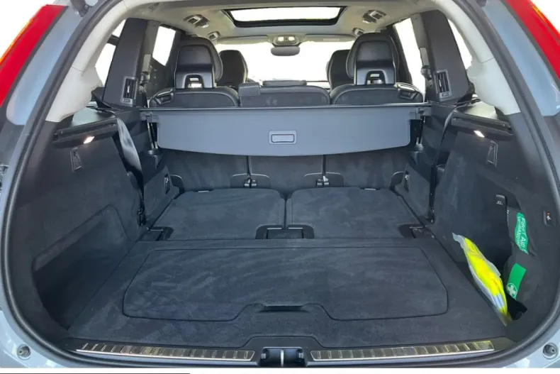 Volvo XC90 din 2024 cu 30.800 km - oferta VOL252662 - foto 13