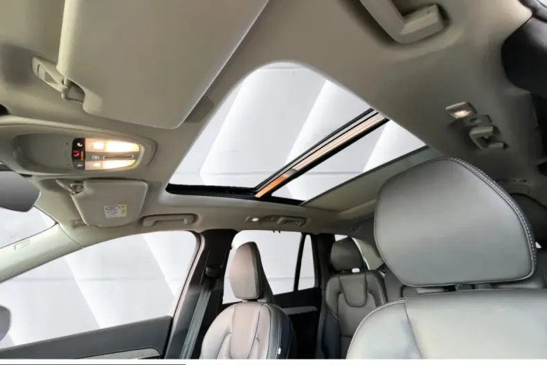 Volvo XC90 din 2024 cu 30.800 km - oferta VOL252662 - foto 21