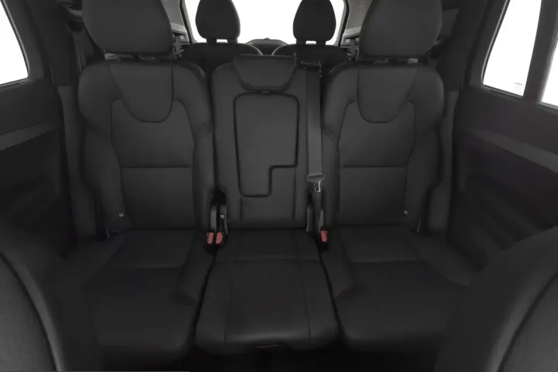 Volvo XC90 din 2024 cu 37.892 km - oferta VOL252665 - foto 5