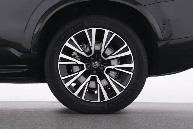 Volvo XC90 din 2024 cu 37.892 km - oferta VOL252665 - foto 20