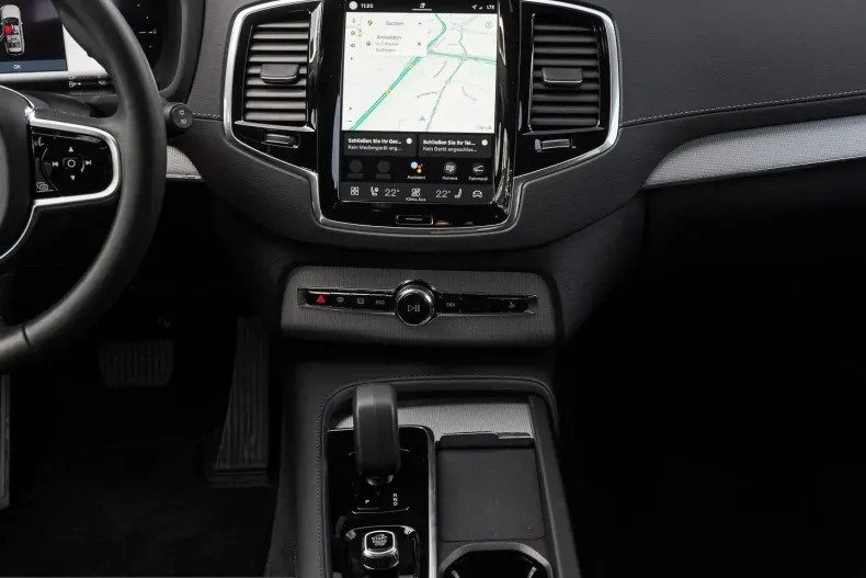 Volvo XC90 din 2024 cu 18.612 km - oferta VOL252667 - foto 12