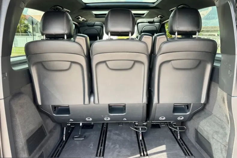Mercedes-Benz V 300 (Clasa V) din 2024 cu 58.921 km - oferta MER252687 - foto 8