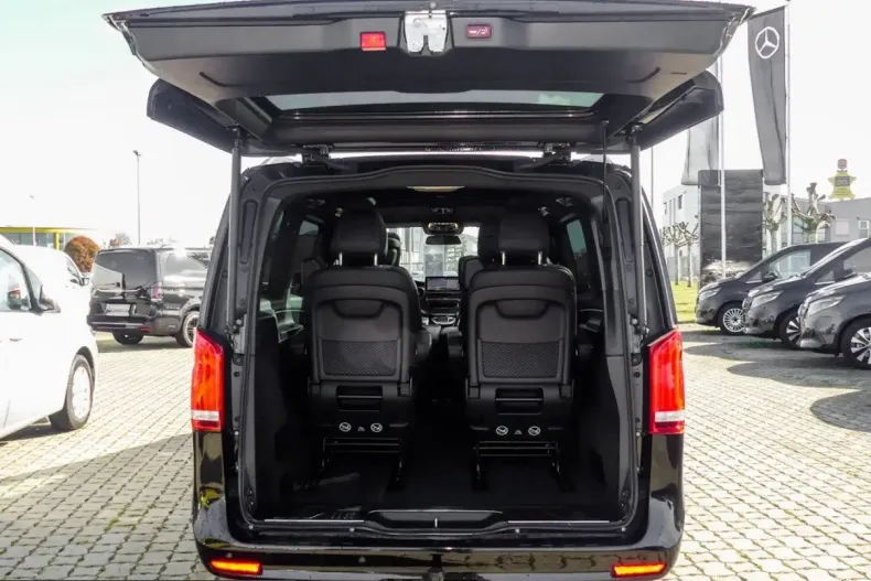Mercedes-Benz V 300 (Clasa V) din 2023 cu 53.300 km - oferta MER252689 - foto 11