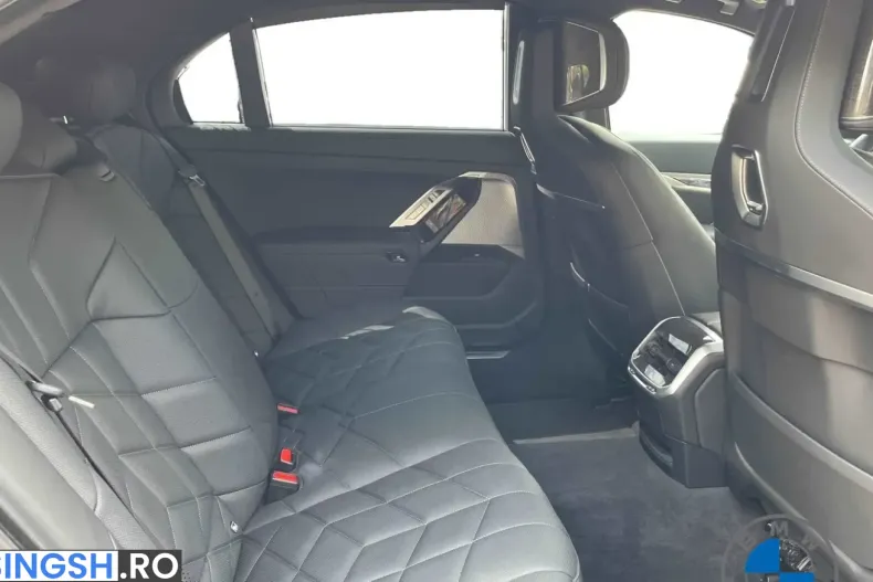 BMW 740 (Seria 7) din 2025 cu 17.023 km - oferta BMW252714 - foto 13