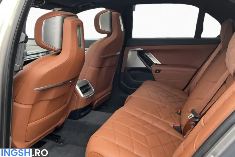 BMW 740 (Seria 7) din 2025 cu 42.948 km - oferta BMW252715 - foto 9