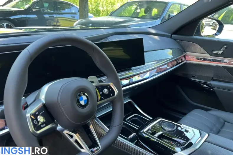 BMW 740 (Seria 7) din 2025 cu 6.000 km - oferta BMW252717 - foto 7