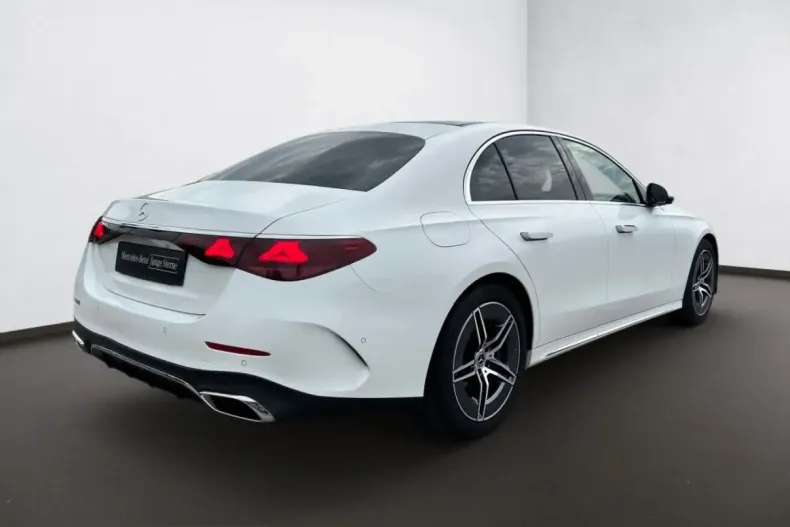 Mercedes-Benz E 450 (Clasa E) din 2025 cu 14.660 km - oferta MER252723 - foto 4